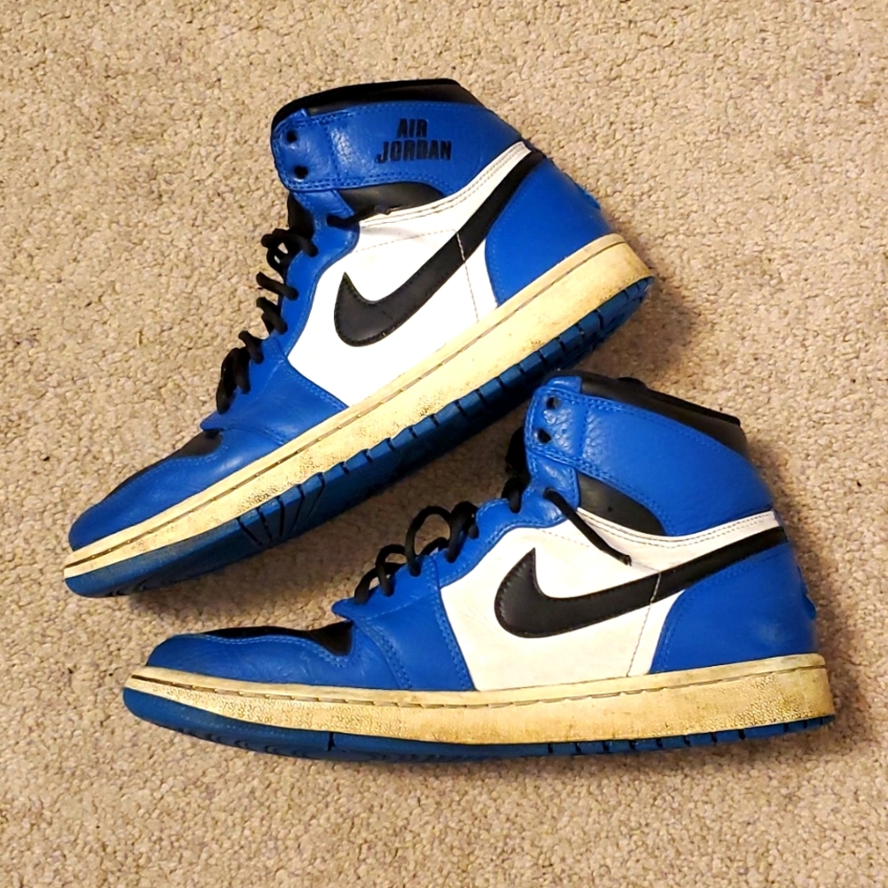 Severely used "Soar Blue" Nike Air Jordan 1's Size 9 US.